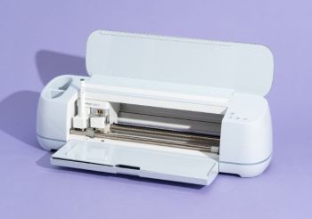 5 Best Electronic Cutting Machines From Cricut