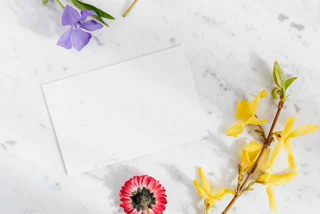 5 Lovely Floral Gifts and Arrangements at Olive and Cocoa